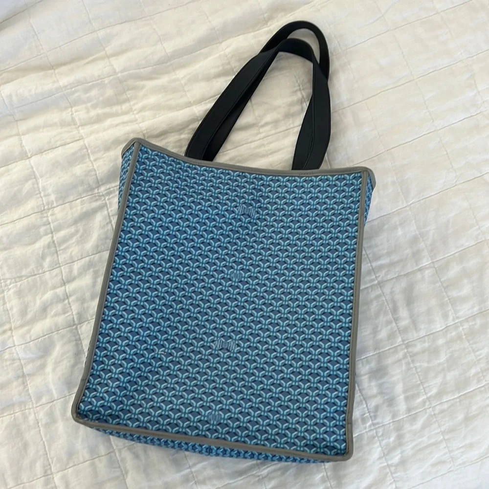 Rare. Pinel et Pinel Signature Tote - Picture 1 of 7